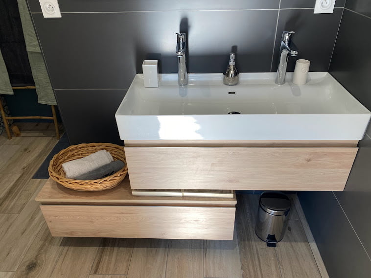 meuble vasque bois salle de bain contemporaine