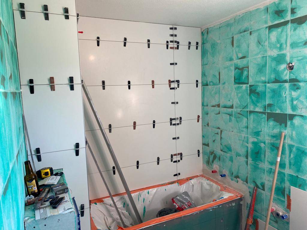 Salle de bains pendant la rénovation Douvaine