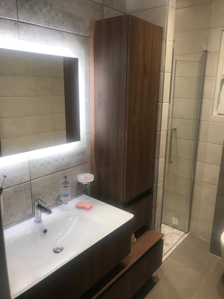 Détails de la douche à l'italienne à Thonon-les-Bains