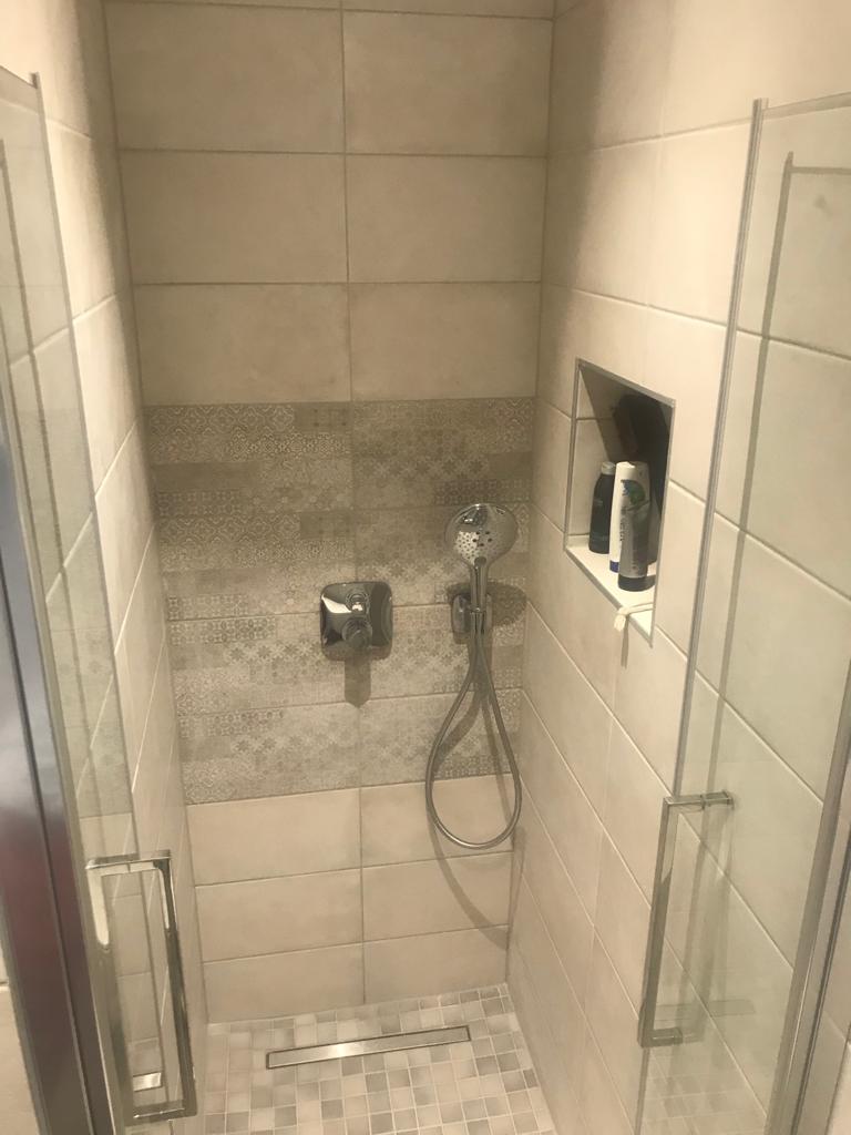 Salle de bains avant/après à Thonon-les-Bains
