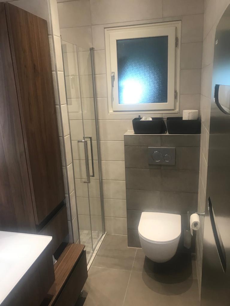 Salle de bains rénovée à Thonon-les-Bains
