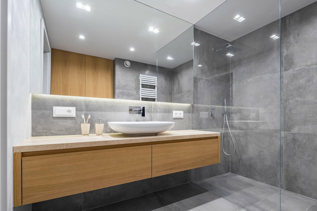 Leds dans une salle de bains à Annemasse