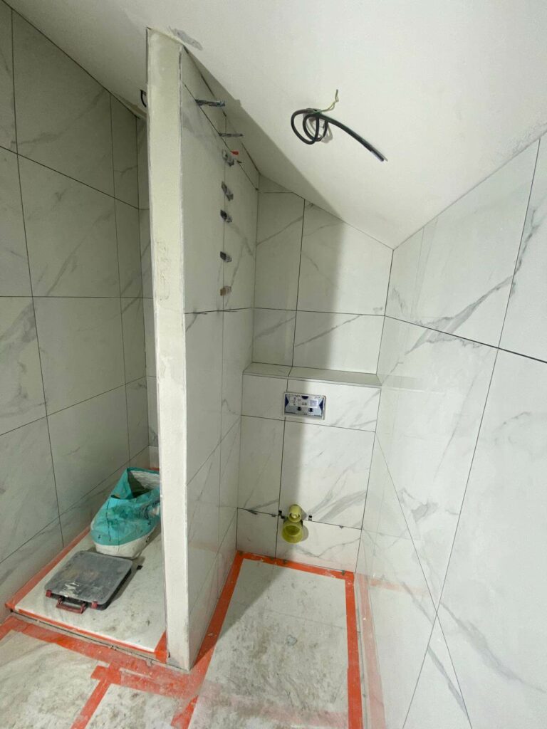 Travaux de rénovation de salle de bain à Douvaine